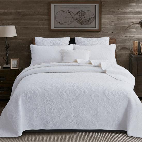Conjunto de capa de edredom bordada para cama branca