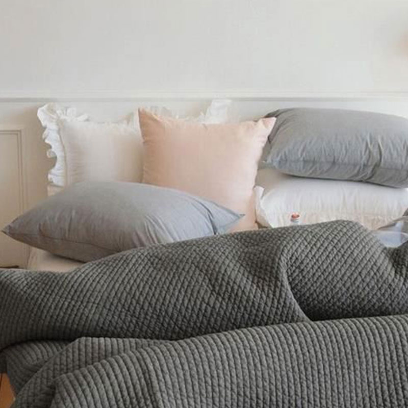 Qual é o princípio da vedação ultrassônica do conjunto de cama e dos furos sem costura?